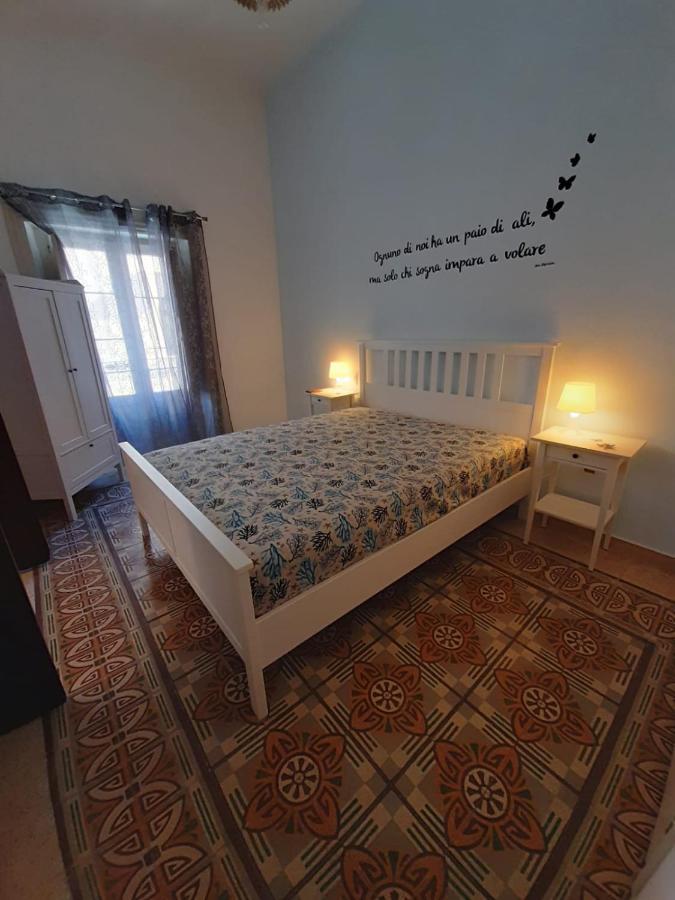 Casa Vacanze Mannina กัสเตลลัมมาเร เดล โกลโฟ ภายนอก รูปภาพ